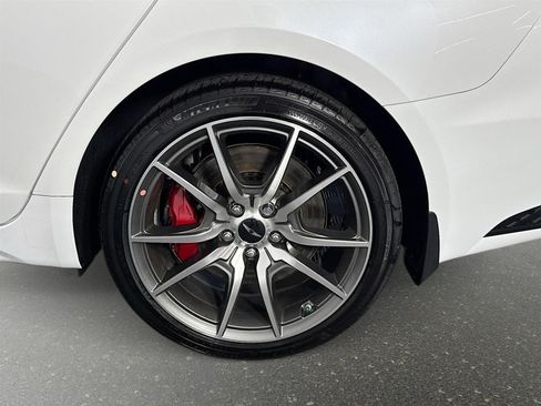 New 2025 Genesis G70 2.5T image 31