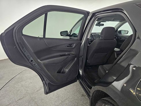Used 2019 Chevrolet Equinox LT FWD image 15