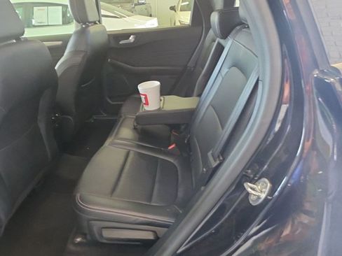 Used 2021 Ford Escape SEL w/ Technology Package FWD image 12