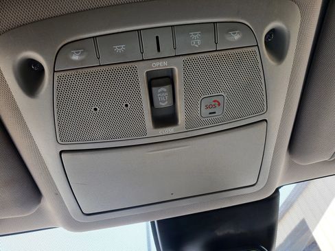 Used 2019 Nissan Rogue SL w/ Premium Package AWD/4WD image 41