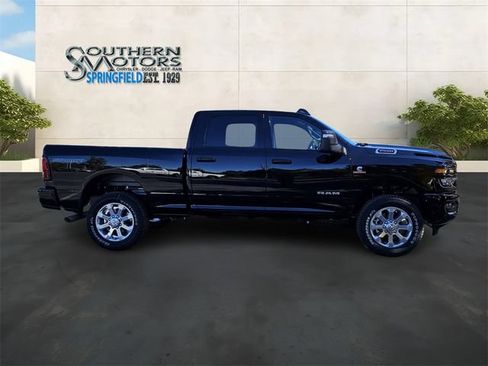 New 2026 RAM 2500 Big Horn AWD/4WD image 6