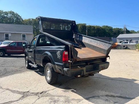 Used 2014 Ford F250 XL w/ Snow Plow Prep Package AWD/4WD image 4