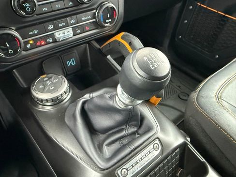 Used 2022 Ford Bronco Badlands image 24