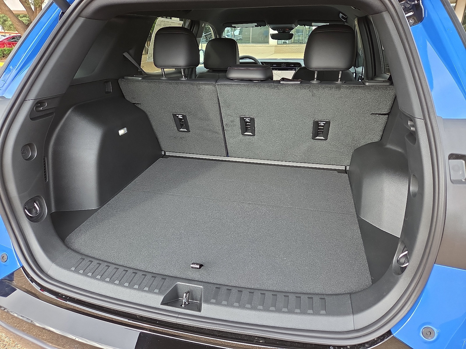 New 2027 GMC Terrain AT4 w/ Convenience Package III AWD/4WD image 8
