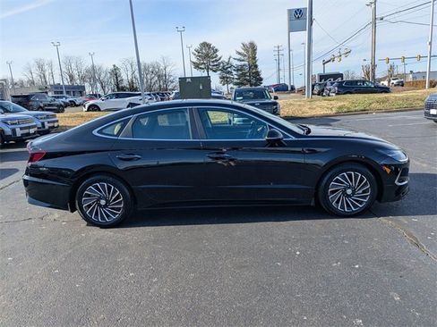 Certified 2023 Hyundai Sonata Limited image 3