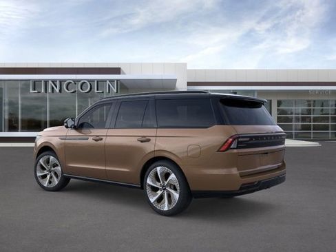 New 2026 Lincoln Navigator Black Label AWD/4WD image 4