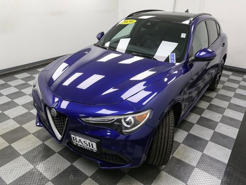 Used 2020 Alfa Romeo Stelvio Ti Sport w/ Quick Order Package 22S Sport image 6