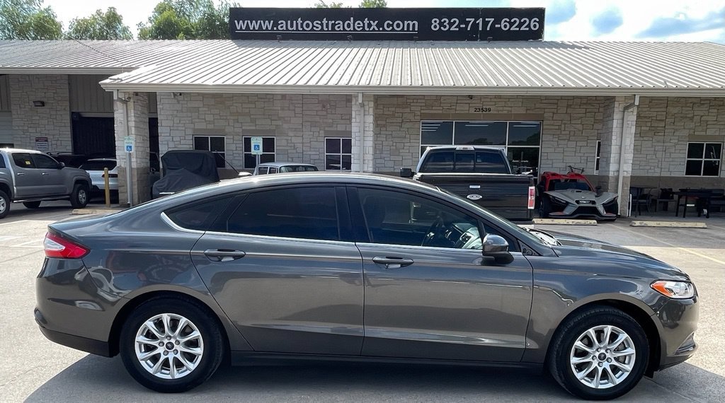 Used 2016 Ford Fusion S FWD image 6