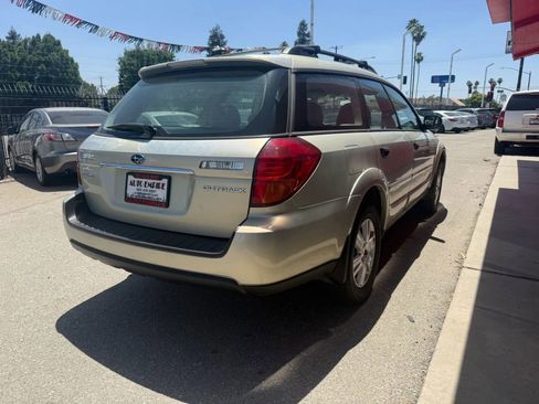 Used 2005 Subaru Outback 2.5i AWD/4WD image 6