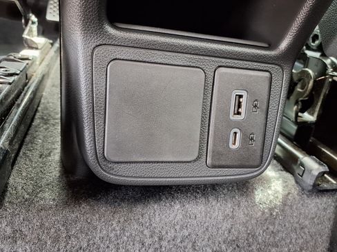 Used 2023 Buick Encore GX Select w/ Sport Touring Package FWD image 28