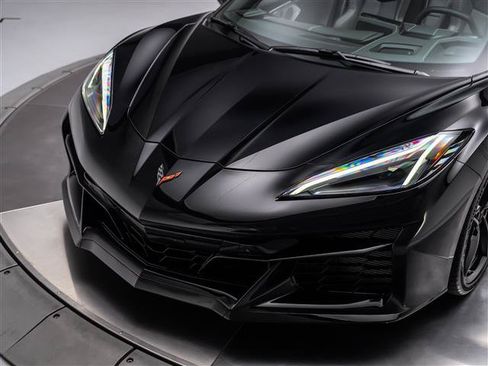 Used 2026 Chevrolet Corvette E-Ray AWD/4WD image 18