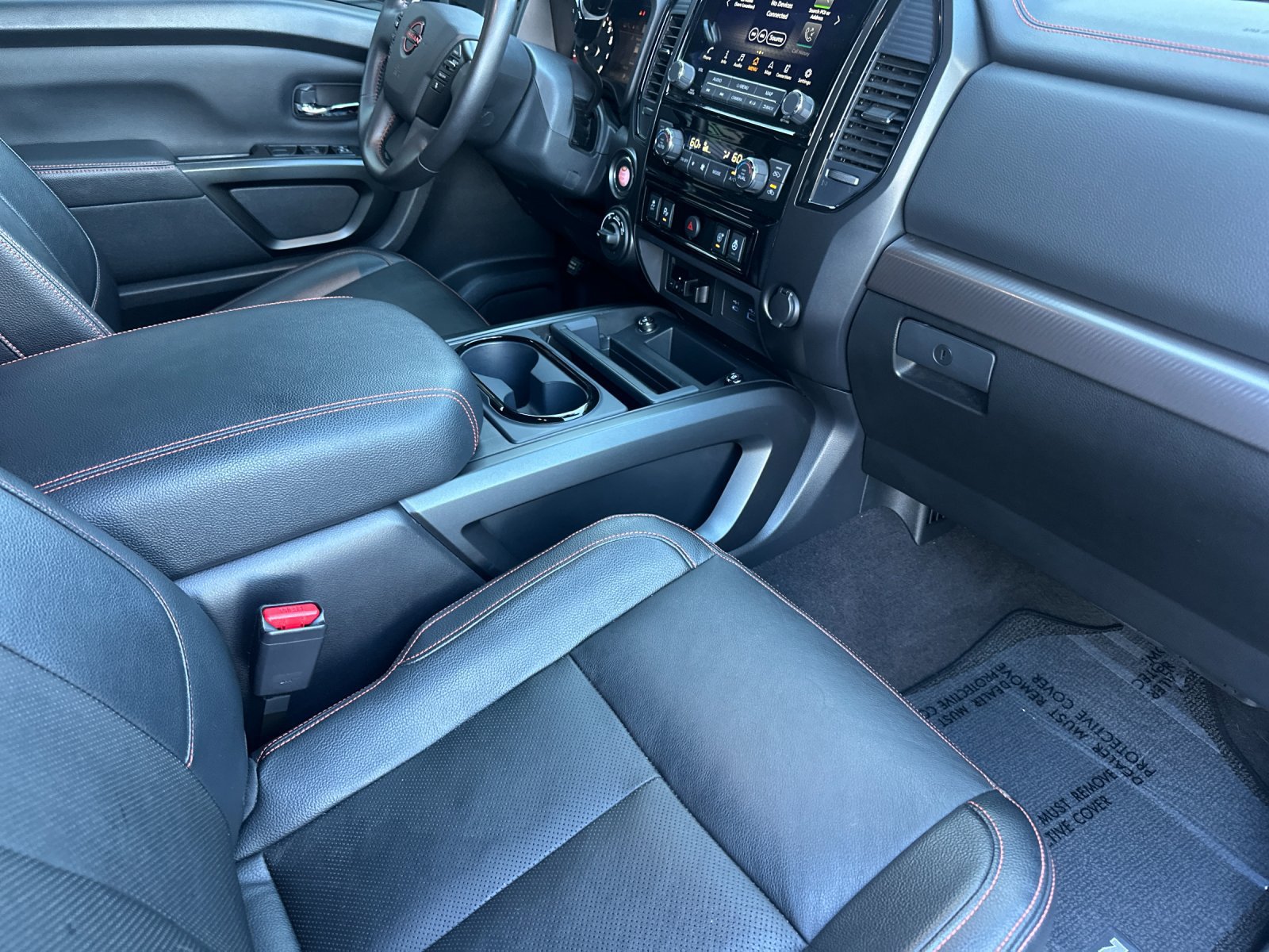 Used 2023 Nissan Titan PRO-4X w/ Pro-4x Convenience Package AWD/4WD image 15