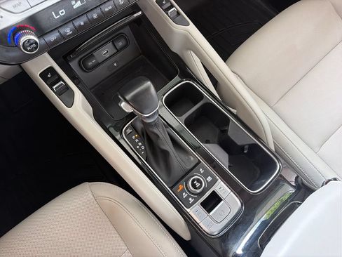 Used 2022 Kia Telluride S AWD/4WD image 28