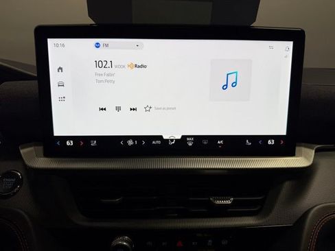 Used 2025 Ford Explorer ST AWD/4WD image 39