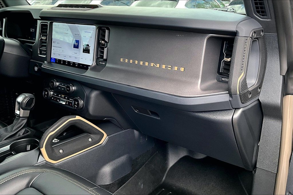 Used 2026 Ford Bronco Badlands AWD/4WD image 19
