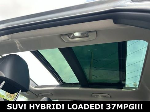 Used 2024 Hyundai Tucson Limited AWD/4WD image 17