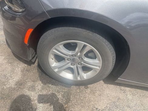 Used 2022 Dodge Charger SXT image 5