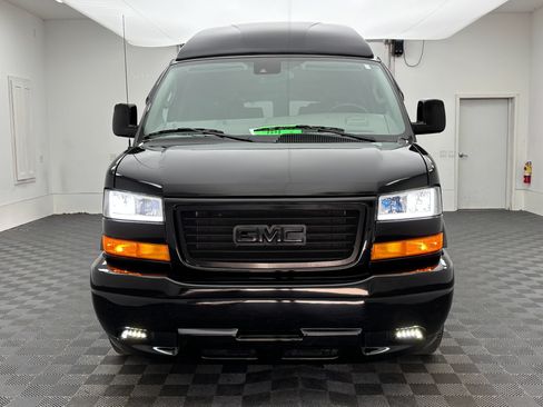 Used 2025 GMC Savana 2500 Extended w/ Driver Convenience Package RWD image 5