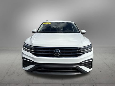 Used 2024 Volkswagen Tiguan SE image 7