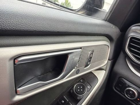 Used 2023 Ford Explorer Timberline w/ Timberline Technology Package AWD/4WD image 31