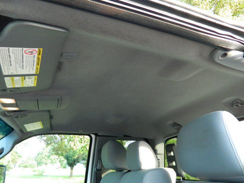 Used 2011 Ford F250 XLT w/ Advanced Security Group AWD/4WD image 15
