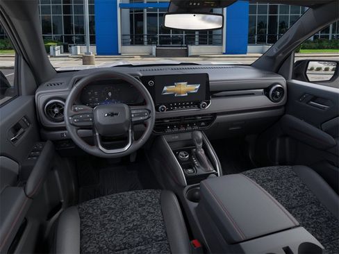 New 2025 Chevrolet Colorado Z71 image 15