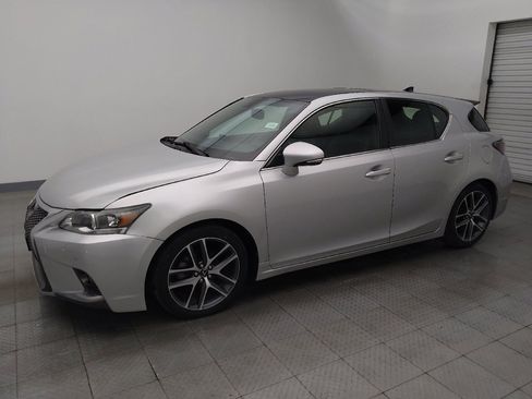 Used 2014 Lexus CT 200h image 2