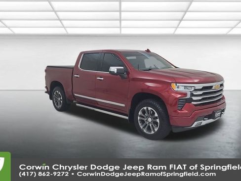 Used 2023 Chevrolet Silverado 1500 High Country w/ Technology Package image 3