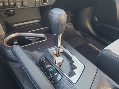 Certified 2018 Toyota RAV4 LE Plus image 29