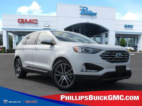 Used 2020 Ford Edge Titanium image 1