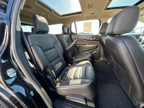 Used 2019 GMC Acadia Denali w/ Technology Package FWD image 38