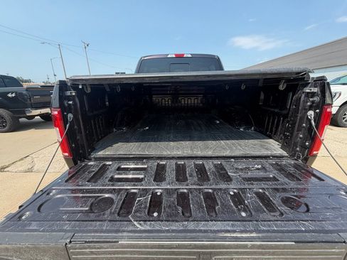 Used 2019 Ford F150 XLT w/ Equipment Group 302A Luxury AWD/4WD image 9