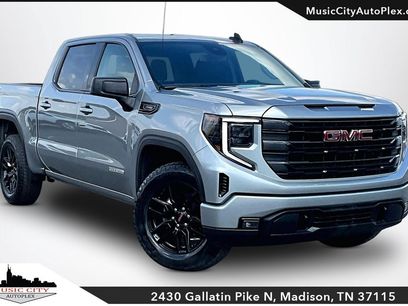 Used 2025 GMC Sierra 1500 Elevation