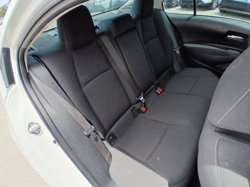 Used 2020 Toyota Corolla LE FWD image 15
