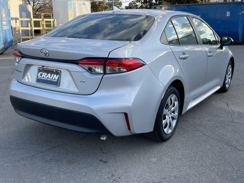 Used 2024 Toyota Corolla LE image 7