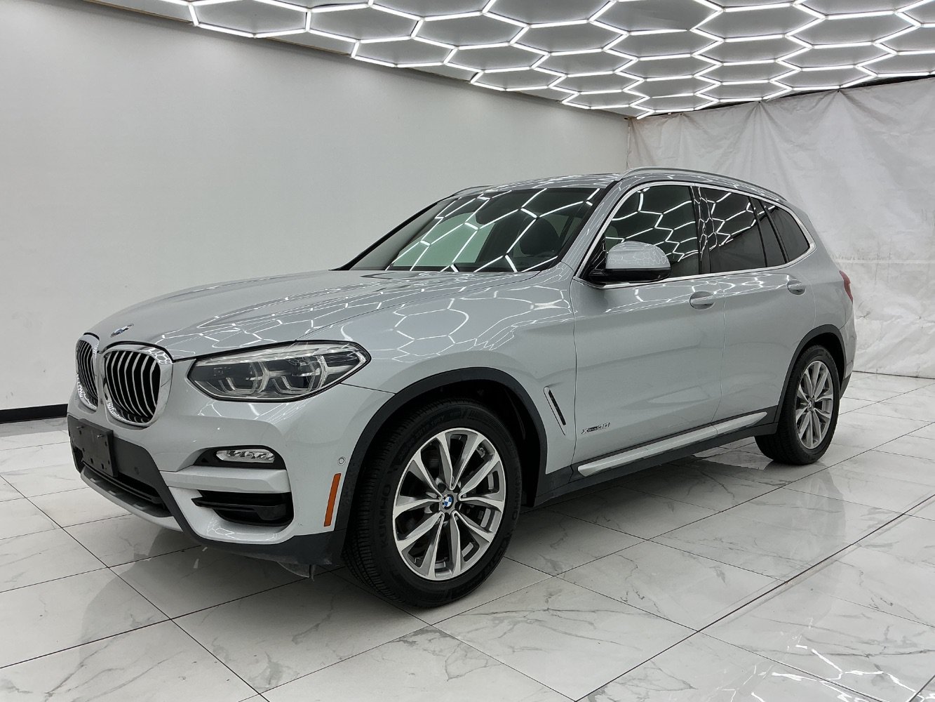 Used 2018 BMW X3 xDrive30i AWD/4WD image 6