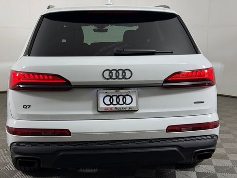 Used 2025 Audi Q7 2.0T Premium w/ Convenience Plus Package image 10