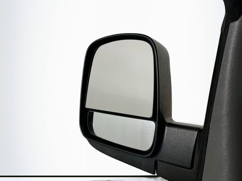 Used 2015 Chevrolet Express 3500 LT w/ LT Preferred Equipment Group image 16