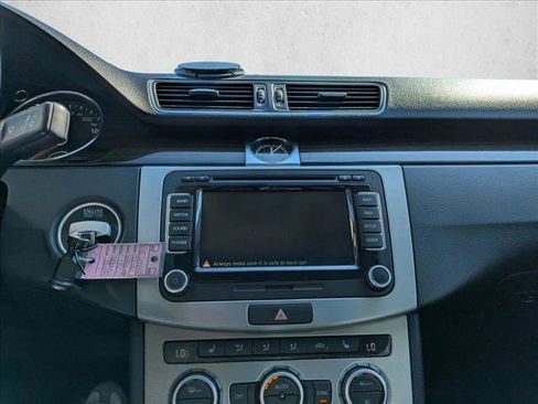 Used 2013 Volkswagen CC Lux image 13