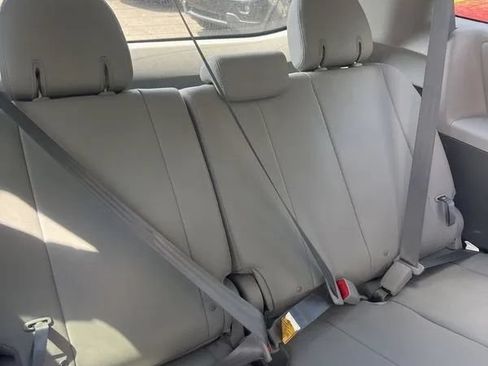 Used 2018 Toyota Sienna XLE Premium AWD/4WD image 26