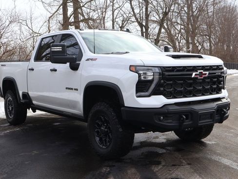 Certified 2024 Chevrolet Silverado 2500 ZR2 w/ ZR2 Bison Edition image 13