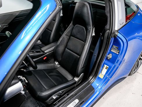 Used 2015 Porsche 911 Targa 4S image 19
