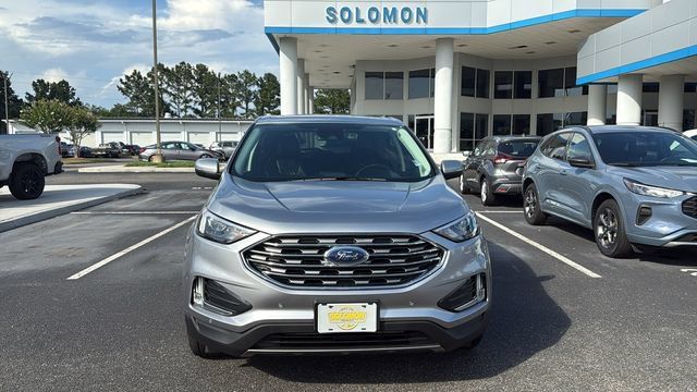 Used 2024 Ford Edge Titanium AWD/4WD image 2