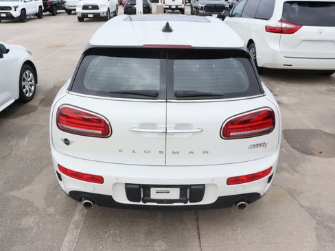 Used 2024 MINI Cooper Clubman S image 7