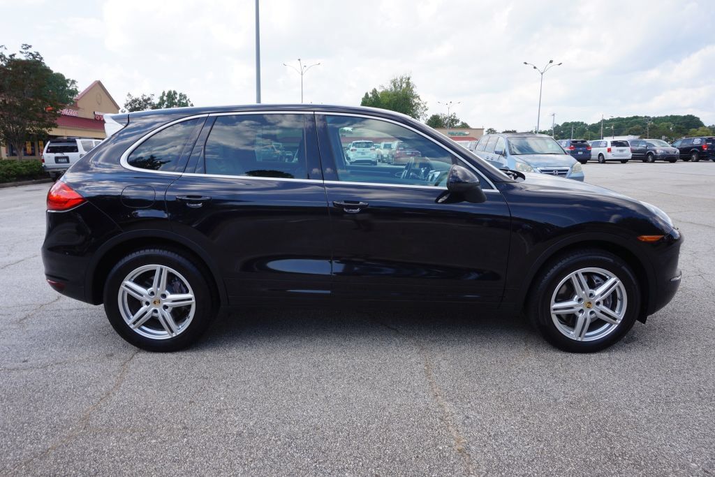 Used 2014 Porsche Cayenne Platinum Edition AWD/4WD image 5