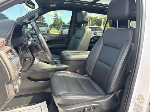 Certified 2021 Chevrolet Tahoe LT w/ LT Signature Package AWD/4WD image 11