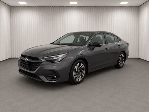 Used 2024 Subaru Legacy Limited AWD/4WD image 7