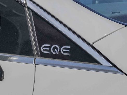 Used 2024 Mercedes-Benz EQE 350+ SUV image 9