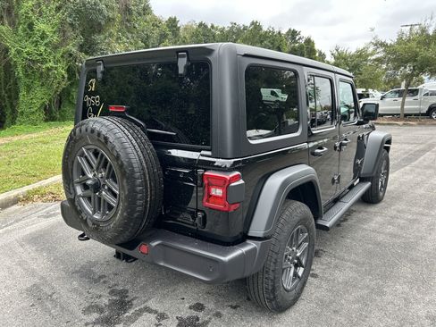 New 2025 Jeep Wrangler Sport S image 9