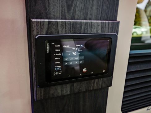 Used 2025 Mercedes-Benz Sprinter 3500 image 95